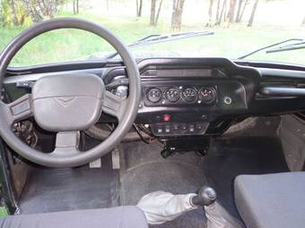 2010 UAZ Hunter Images
