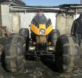 2010 UAZ Pickup Photos