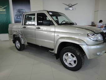 2012 UAZ Pickup Pictures