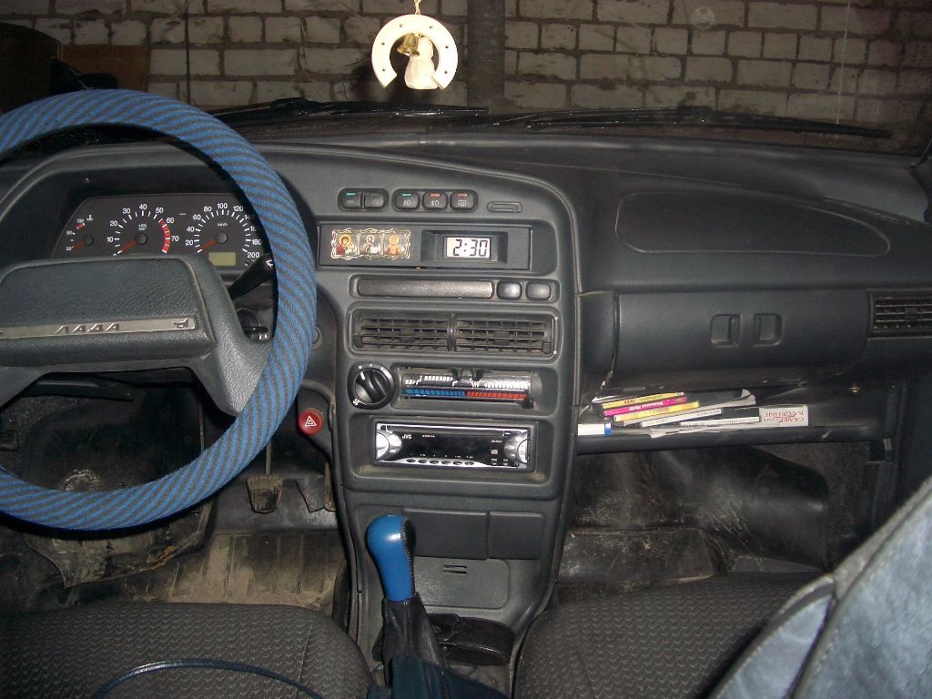 2003 VAZ 21083