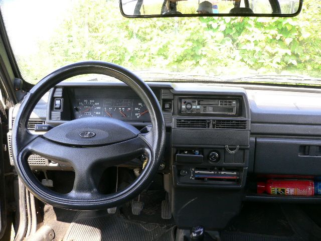 1999 VAZ 21093