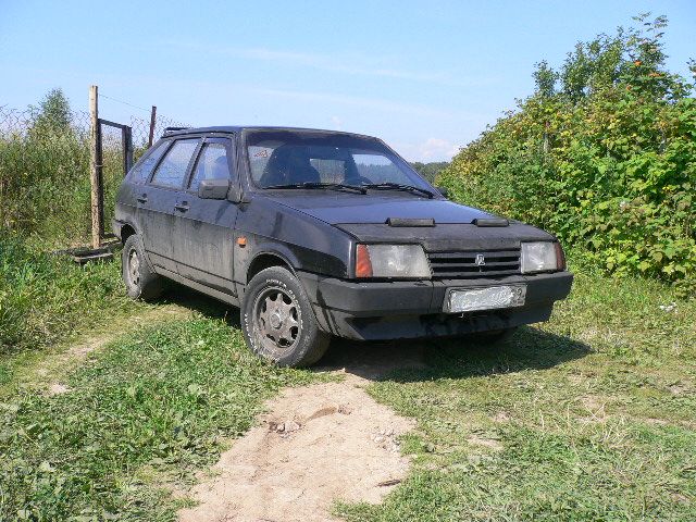 1999 VAZ 21093