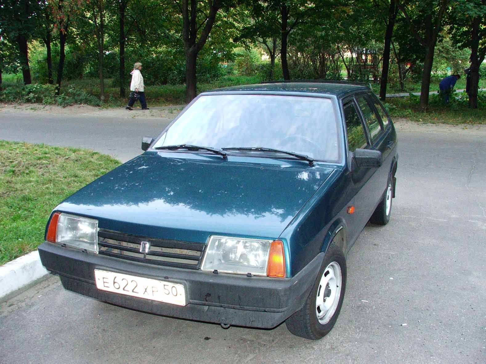 2000 VAZ 21093