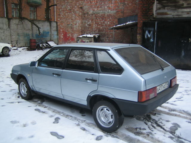 2000 VAZ 21093