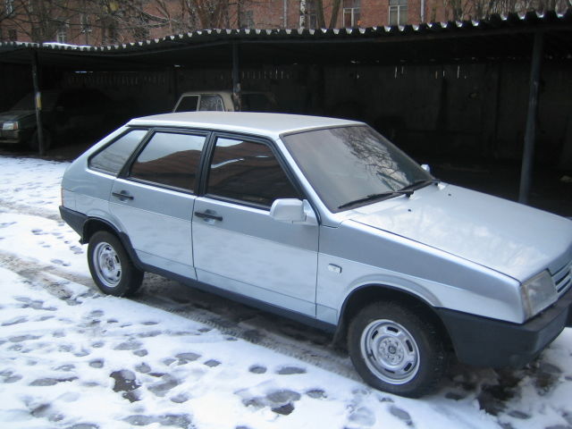 2000 VAZ 21093