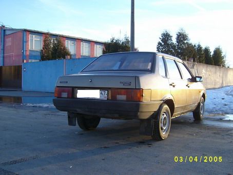 1999 VAZ 21099