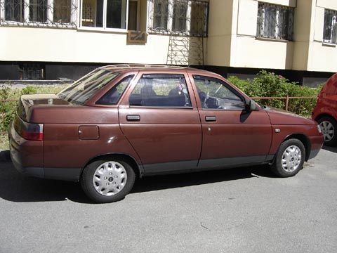 1999 VAZ 21102