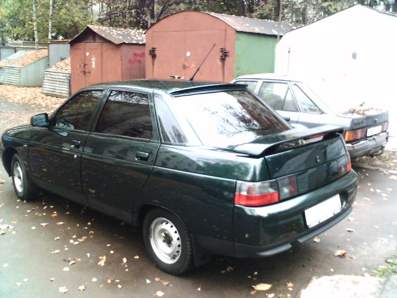 2003 VAZ 21102