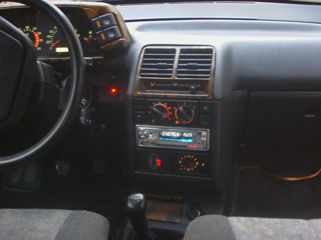2004 VAZ 21113