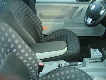 2001 Volkswagen Beetle Photos