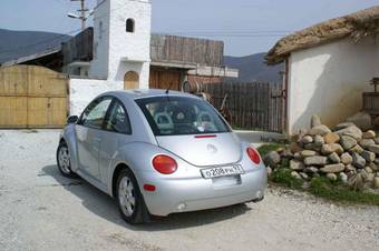 2002 Volkswagen Beetle Pictures