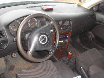 1999 Volkswagen Bora Photos