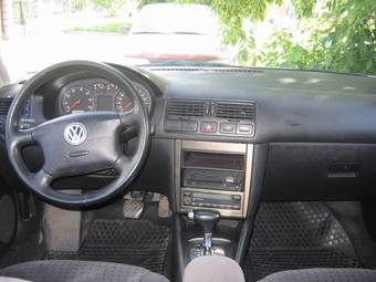 2000 Volkswagen Bora Photos