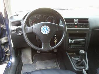 2002 Volkswagen Bora Pics