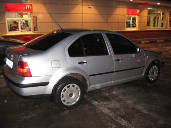2002 Volkswagen Bora Photos