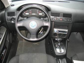 2003 Volkswagen Bora Pictures
