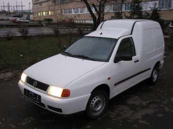 2002 Volkswagen Caddy Images