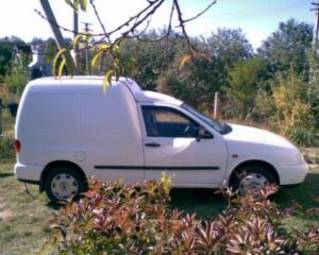 2002 Volkswagen Caddy Photos