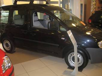 2009 Volkswagen Caddy Pictures