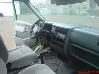 2000 Volkswagen Caravelle Pictures