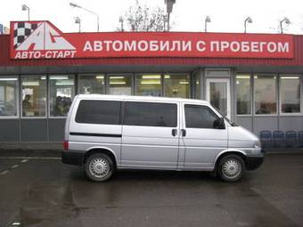 2003 Volkswagen Caravelle Photos