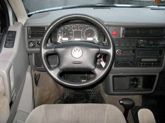 2003 Volkswagen Caravelle Photos