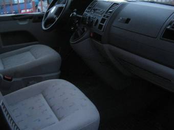 2004 Volkswagen Caravelle Pictures