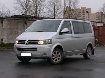 2010 Volkswagen Caravelle Pictures