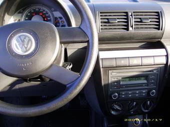 2005 Volkswagen Fox Pictures