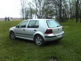 1998 Volkswagen Golf Pictures