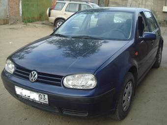 1999 Volkswagen Golf Photos