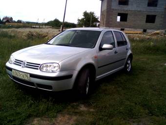 1999 Volkswagen Golf Photos