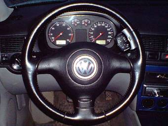 1999 Volkswagen Golf Photos