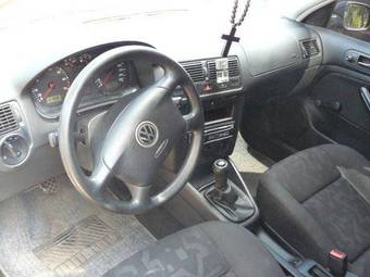 1999 Volkswagen Golf Photos