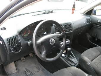 1999 Volkswagen Golf Photos