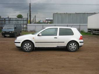 1999 Volkswagen Golf Pictures