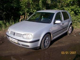 1999 Volkswagen Golf Photos