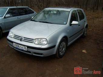 2000 Volkswagen Golf Photos