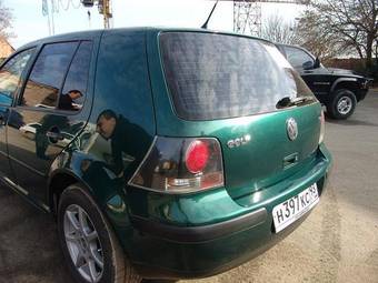 2000 Volkswagen Golf Pictures