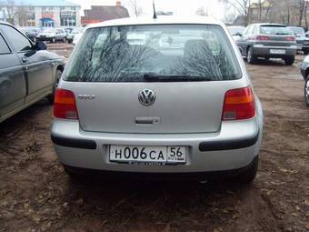 2000 Volkswagen Golf Photos