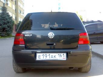 2000 Volkswagen Golf Pictures