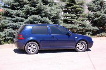 2000 Volkswagen Golf Pics