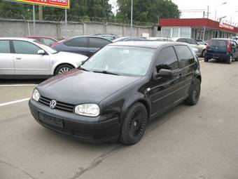 2000 Volkswagen Golf Photos
