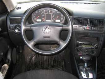2001 Volkswagen Golf Photos