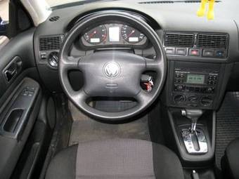 2001 Volkswagen Golf Pictures