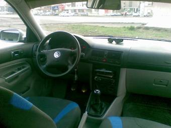 2001 Volkswagen Golf Pictures