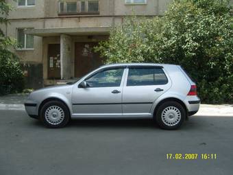 2001 Volkswagen Golf Photos