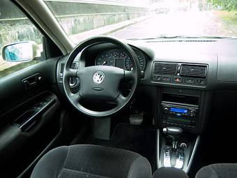 2001 Volkswagen Golf Photos