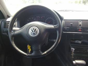 2001 Volkswagen Golf Photos