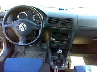 2002 Volkswagen Golf Pictures